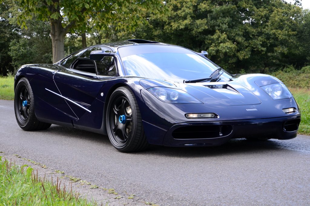 mclaren f1 blue